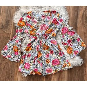 💥MOVING SALE | Floral bell sleeve dress/swim coverup